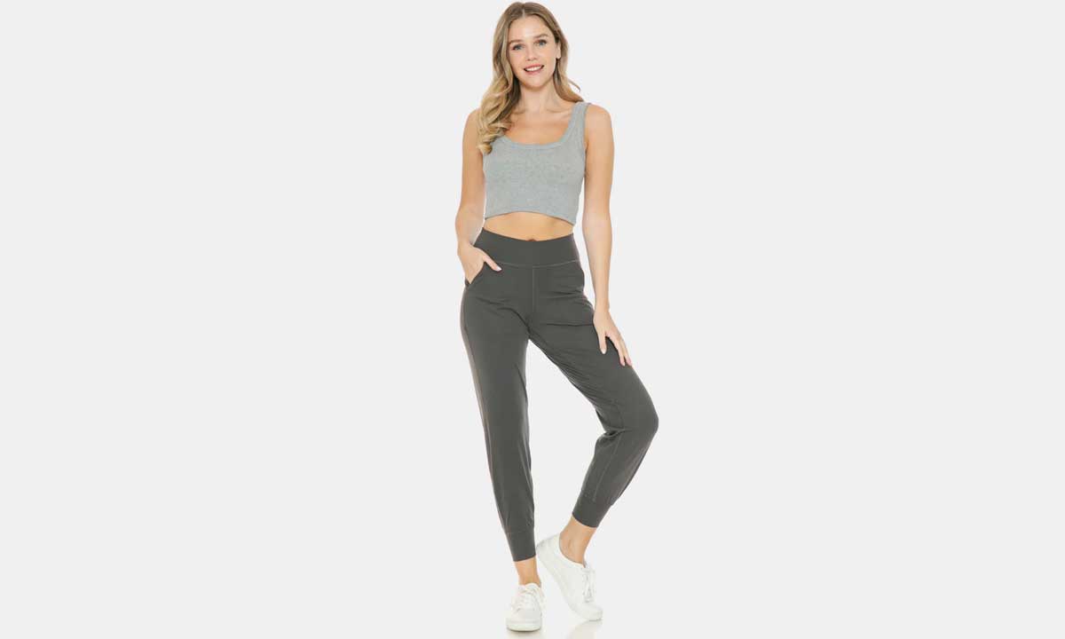 How to Stay Stylish and Comfortable While Working from Home