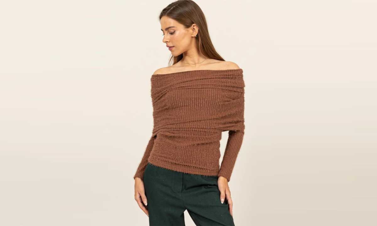 How to Transition Your Wardrobe from Summer to Fall: Tips for Layering and Incorporating Fall Trends